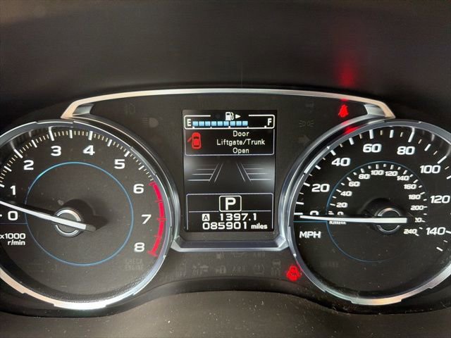 Used 2018 Subaru Forester 2.5i Touring AWD/4WD image 9