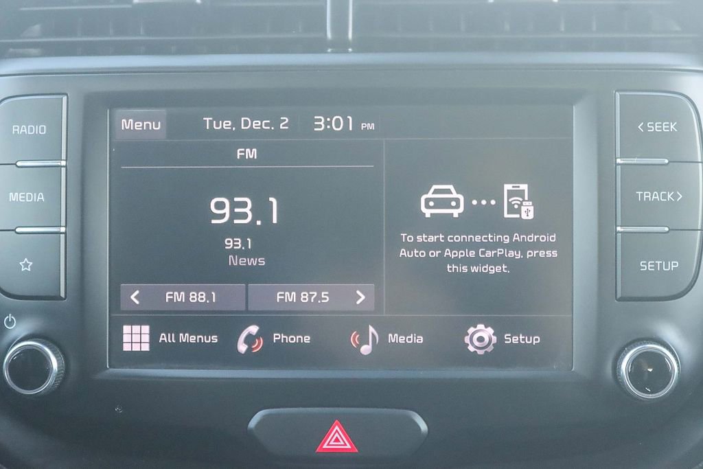 Used 2023 Kia Soul LX w/ LX Technology Package image 18