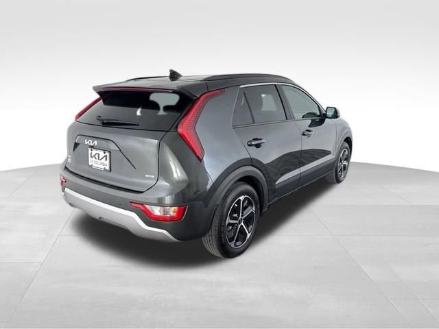 Certified 2025 Kia Niro EX image 7
