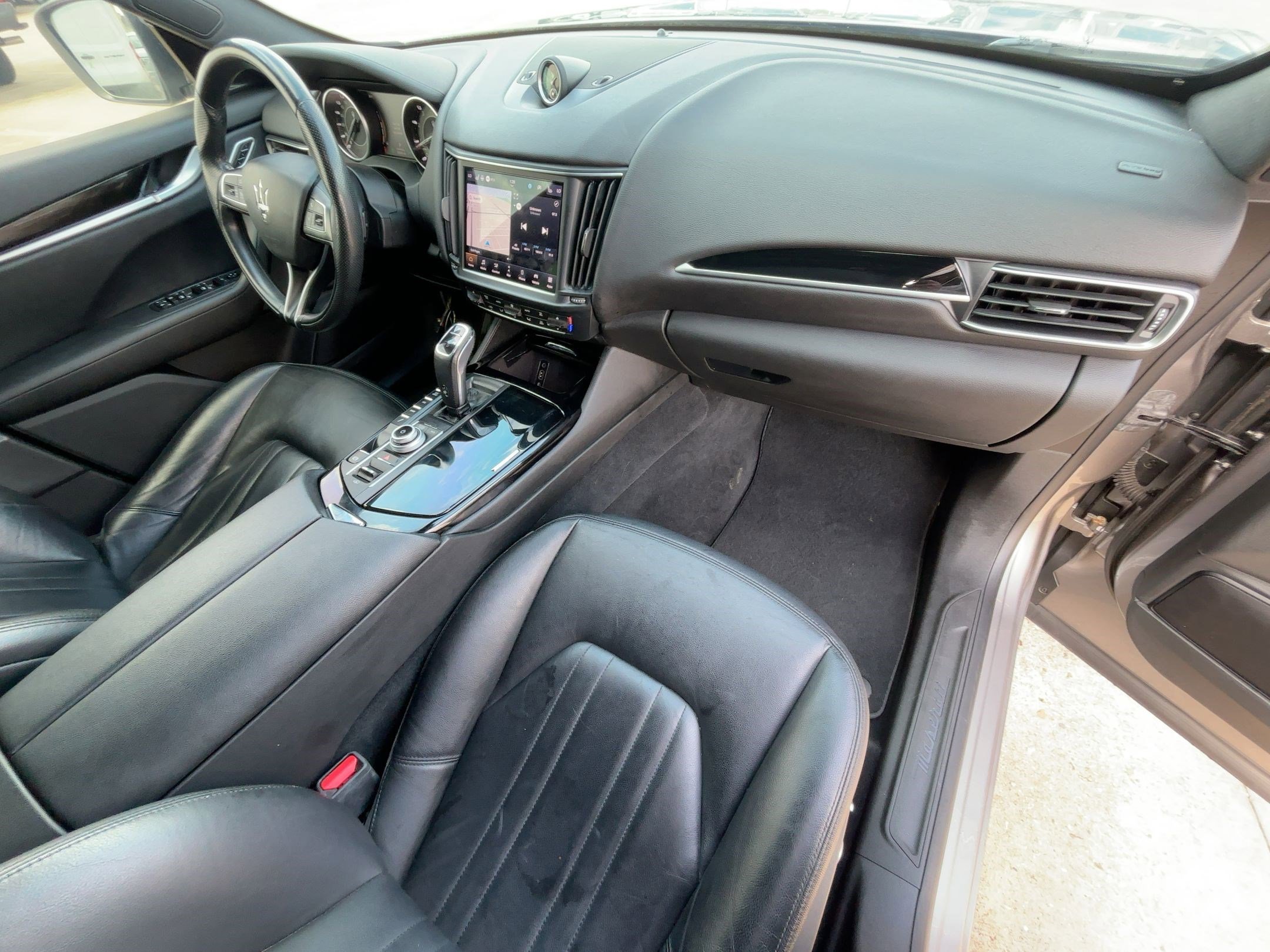 Used 2022 Maserati Levante GT image 32