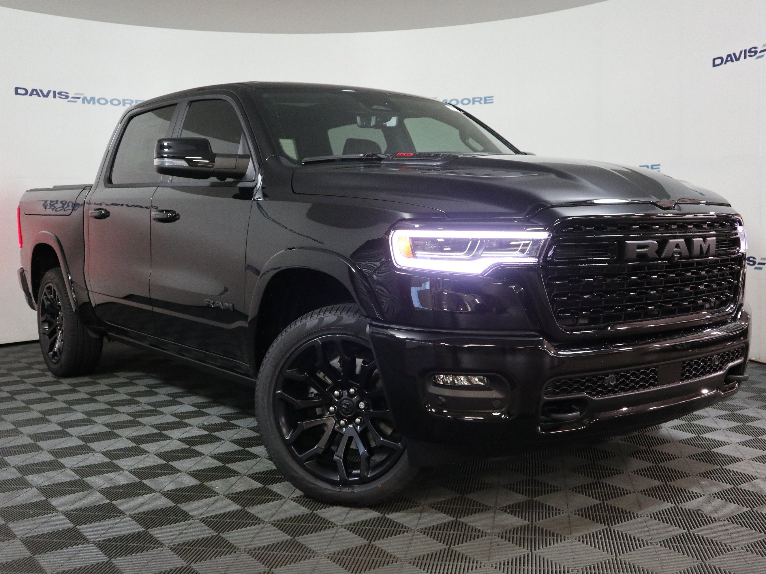 New 2026 RAM 1500 Limited image 2