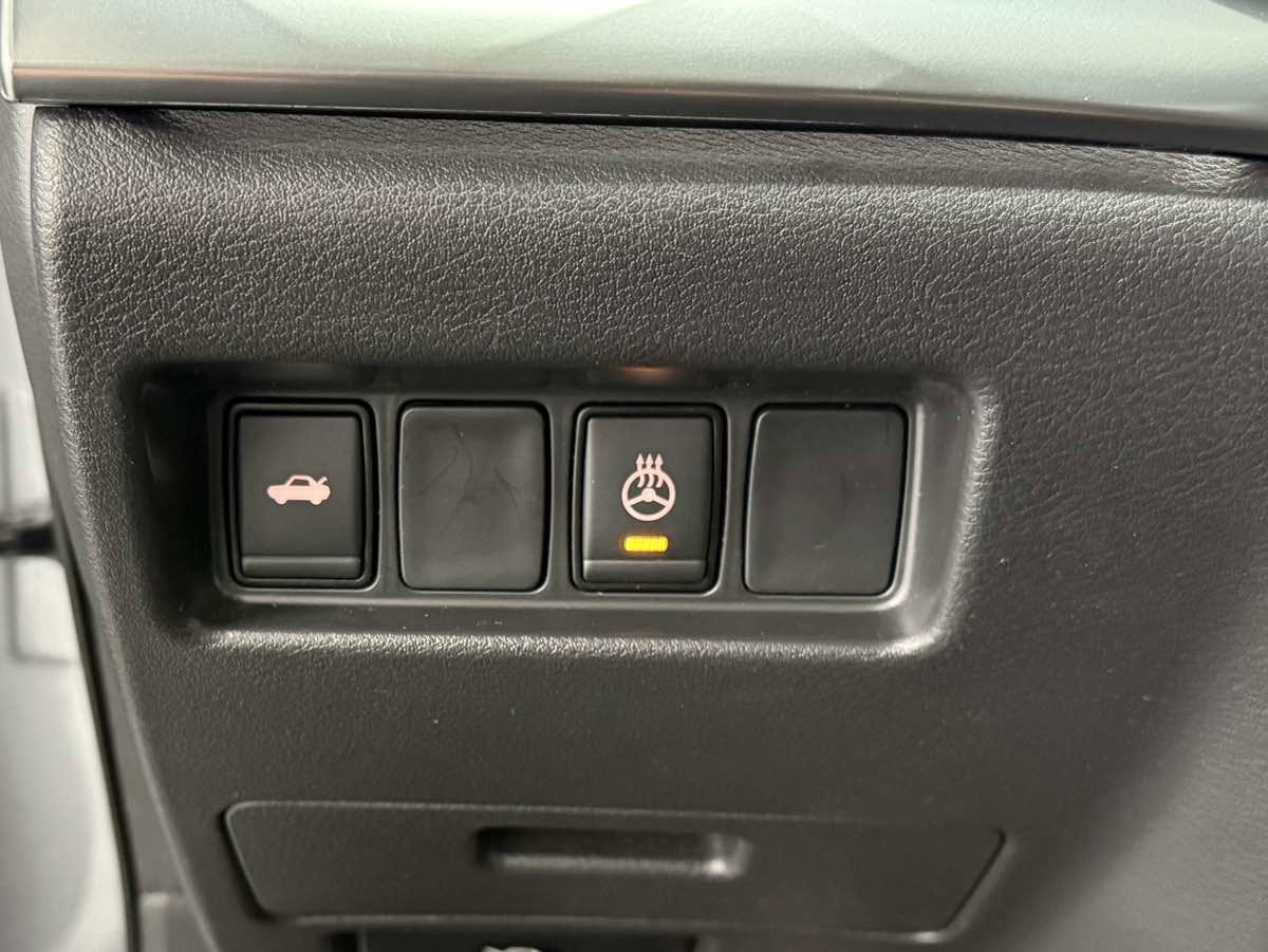 Used 2023 Nissan Maxima SL image 20