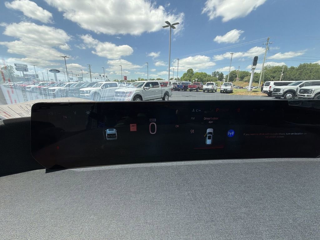 Used 2025 Ford Expedition Max Active AWD/4WD image 21