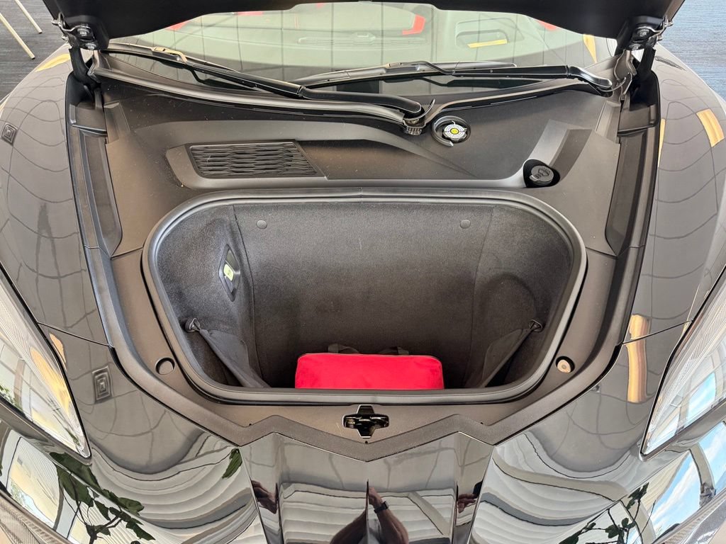 Used 2020 Chevrolet Corvette Stingray Preferred Cpe w/ 2LT Preferred Equipment Group RWD image 16