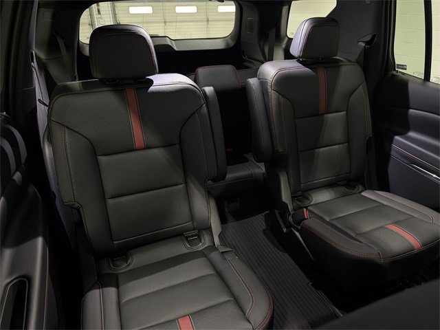 New 2026 Chevrolet Traverse RS w/ LPO, Floor Liner Package image 18