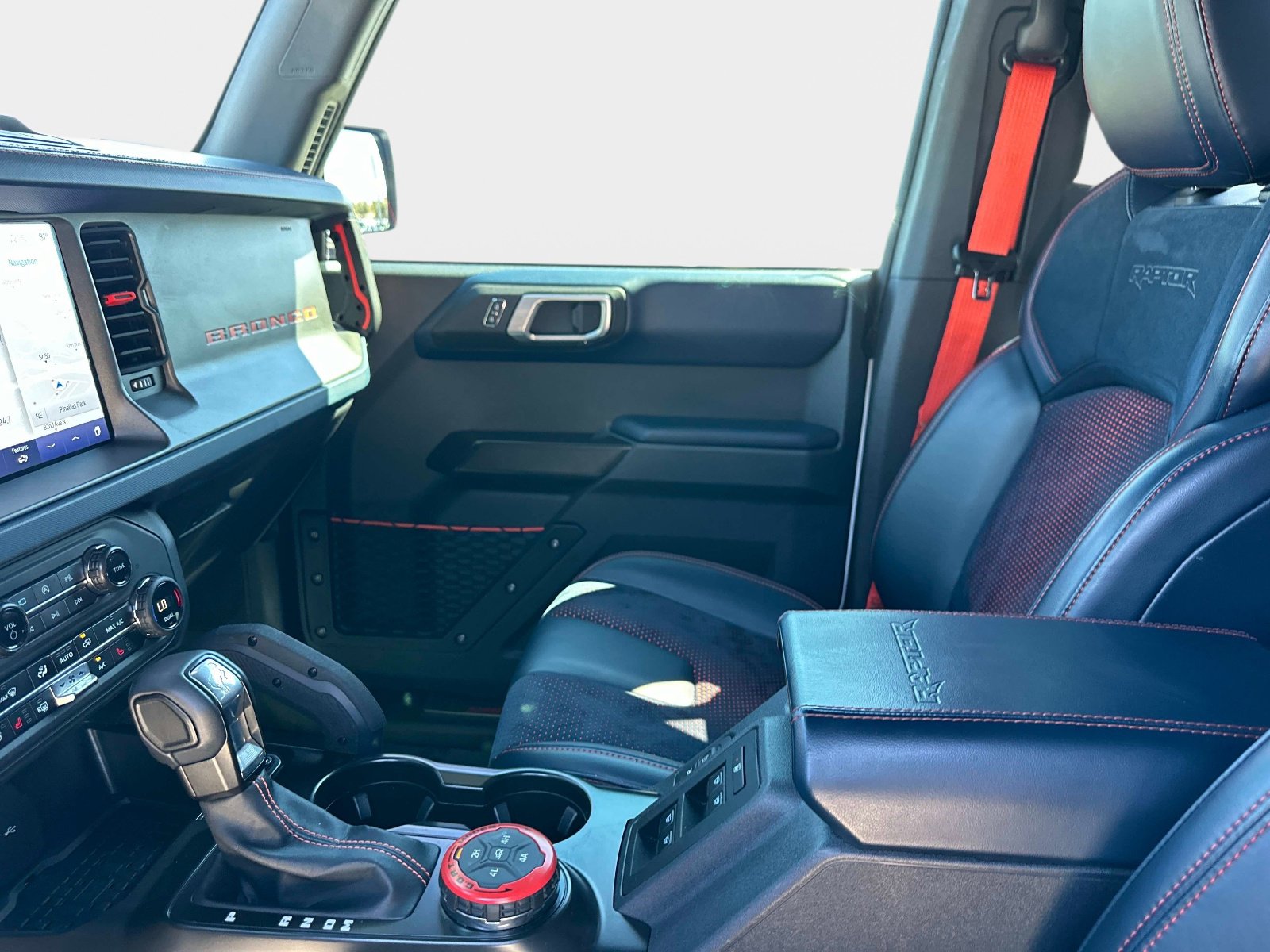 Used 2024 Ford Bronco Raptor image 24