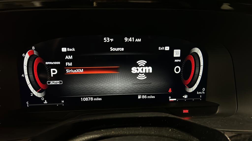 Used 2025 Nissan Pathfinder Platinum image 31