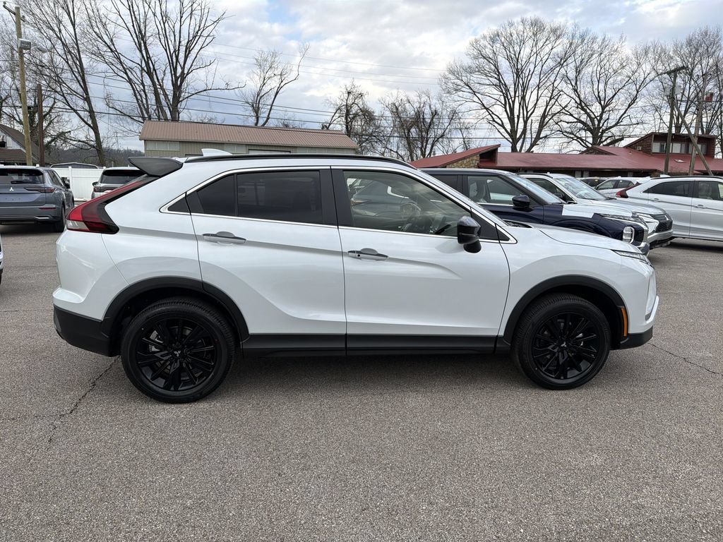 New 2026 Mitsubishi Eclipse Cross AWD image 3