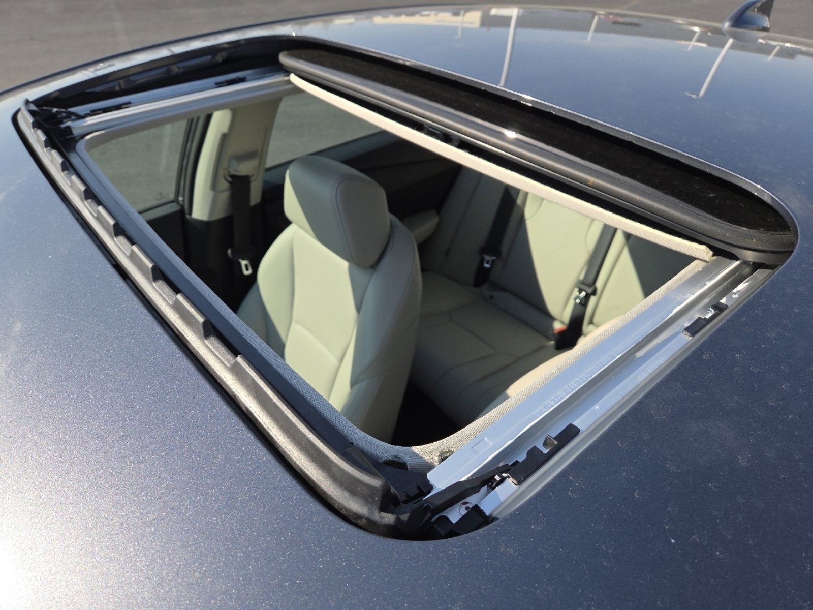 New 2026 Honda Accord EX-L image 4