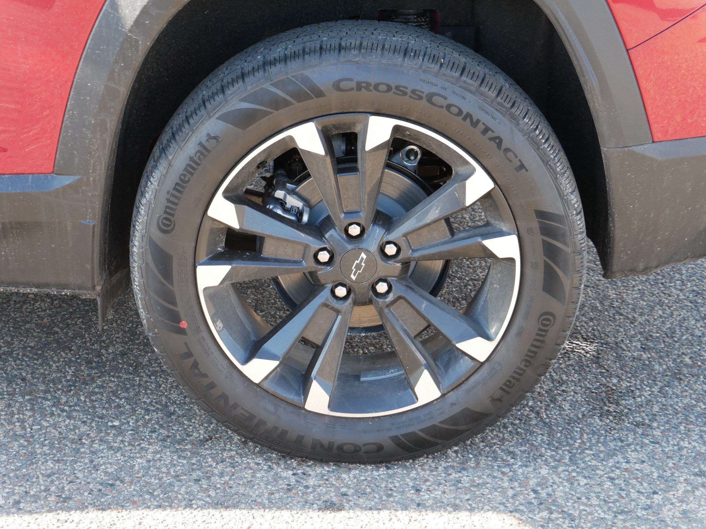 New 2026 Chevrolet Equinox RS w/ Safety and Technology Package AWD/4WD image 3