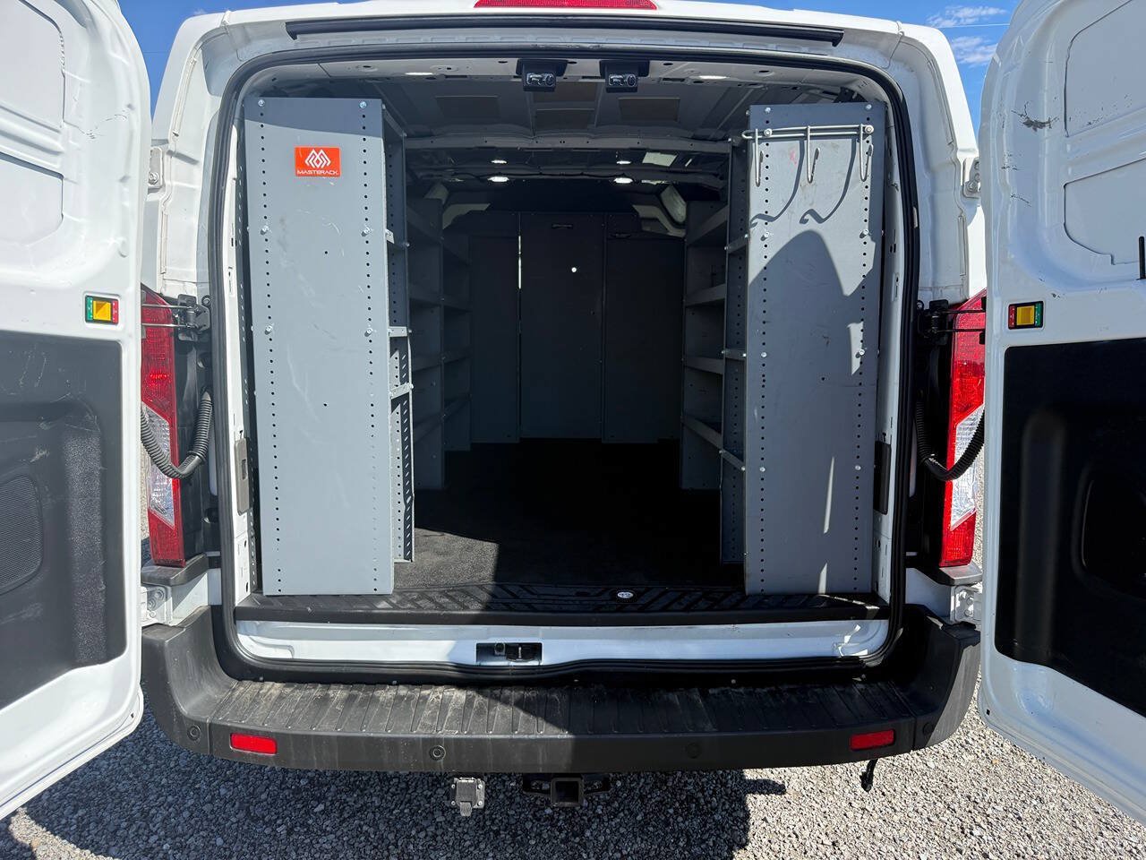 Used 2020 Ford Transit 250 Low Roof RWD image 21