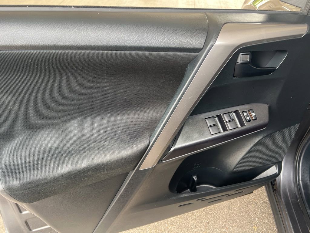 Used 2017 Toyota RAV4 LE w/ All Weather Liner Package AWD/4WD image 7