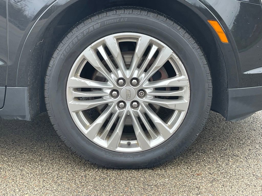Used 2017 Cadillac XT5 Premium Luxury w/ LPO, Wheel Lock Package image 8