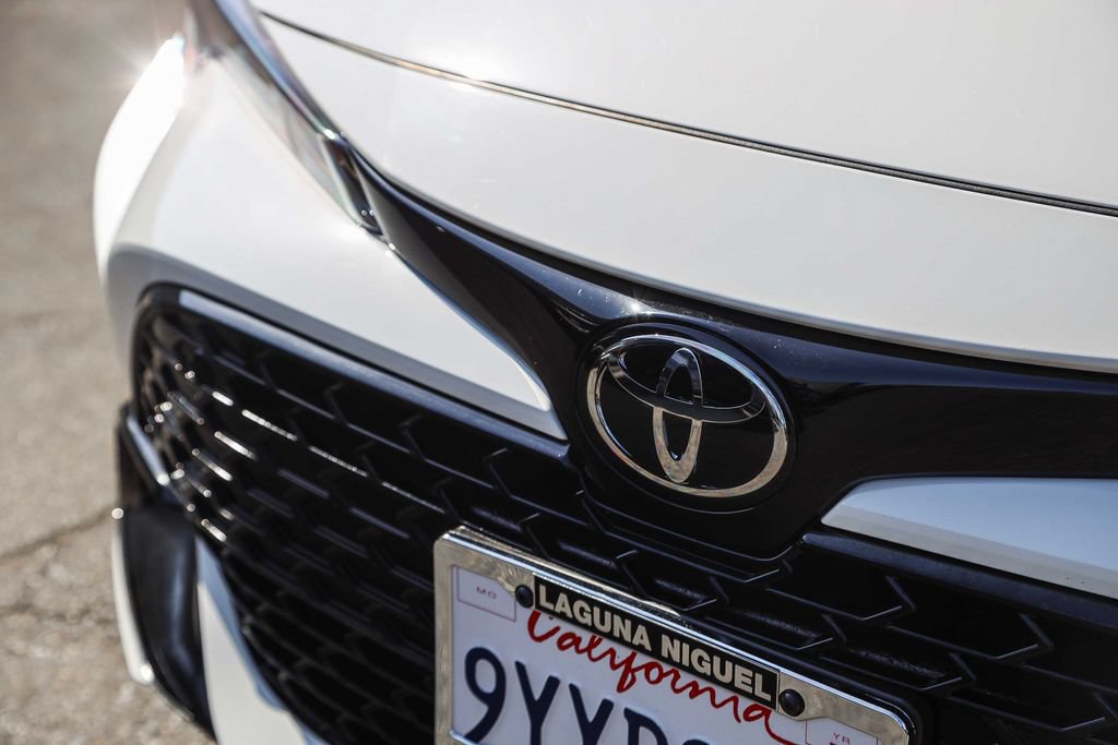 Used 2026 Toyota Corolla SE FWD image 12