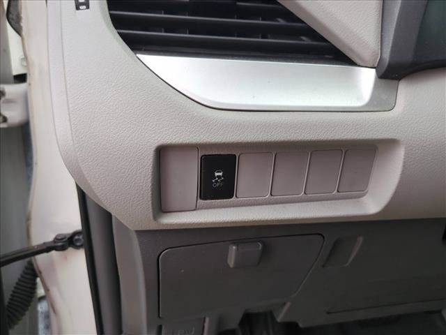 Used 2019 Toyota Sienna L FWD image 10