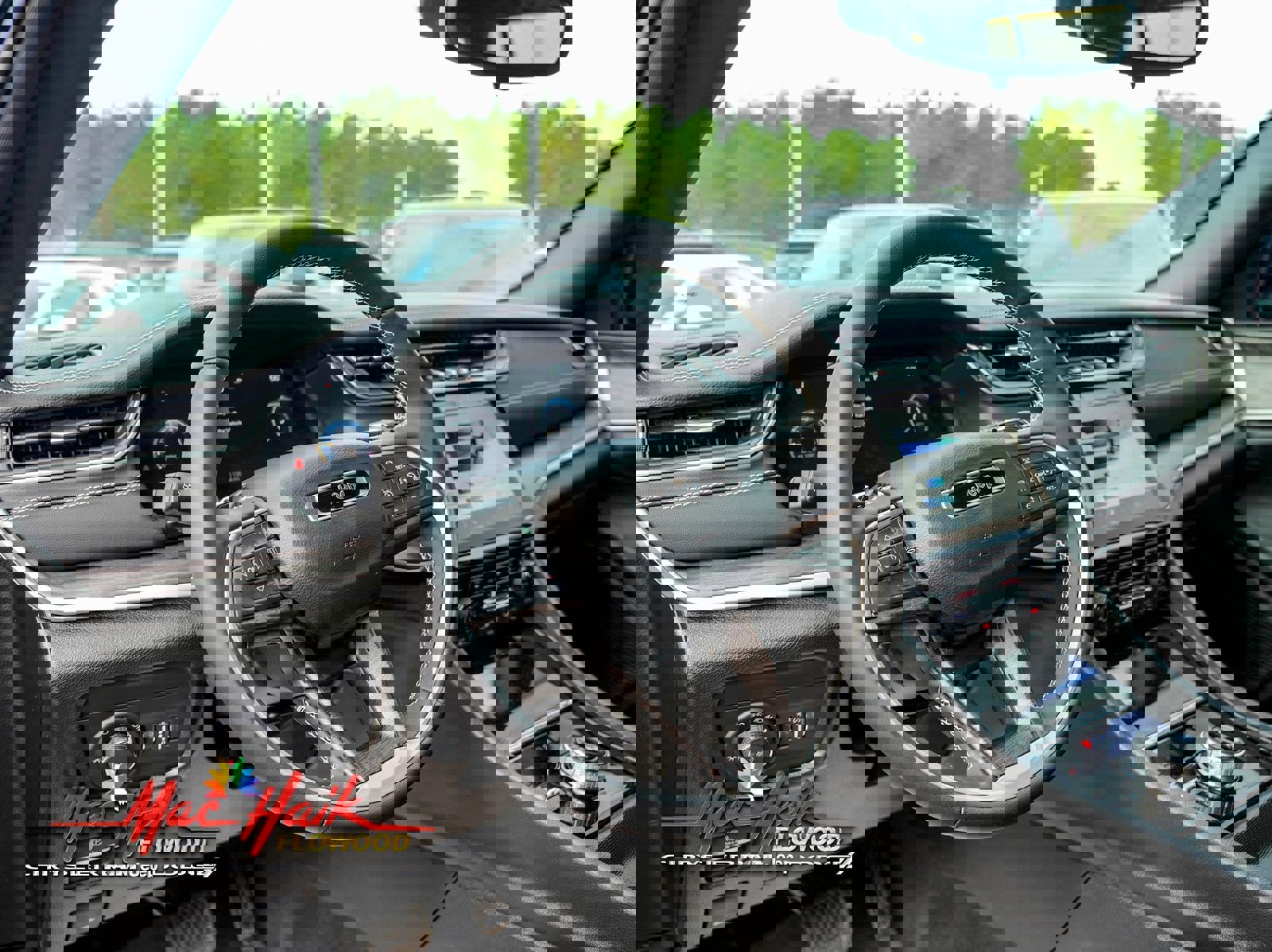 Used 2024 Jeep Grand Cherokee Limited w/ Black Appearance Package image 4