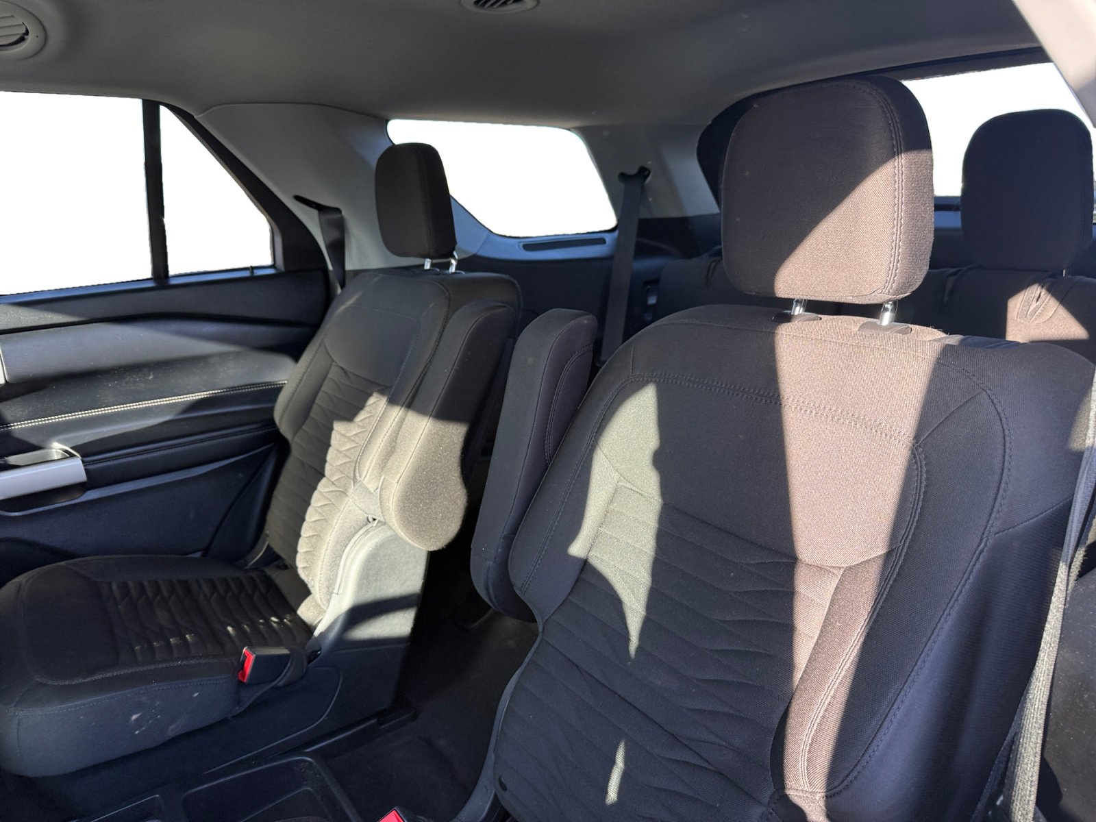 Used 2021 Ford Explorer XLT image 16