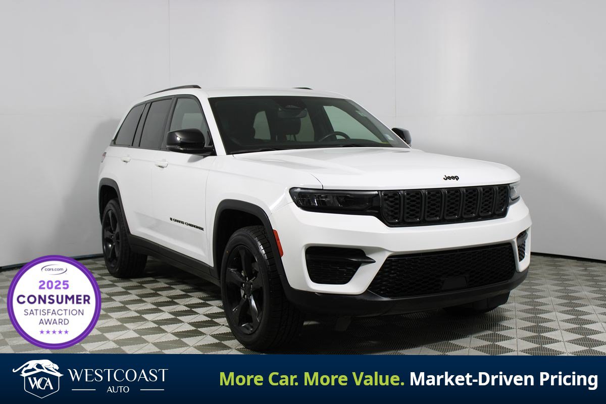 Used 2022 Jeep Grand Cherokee Altitude
