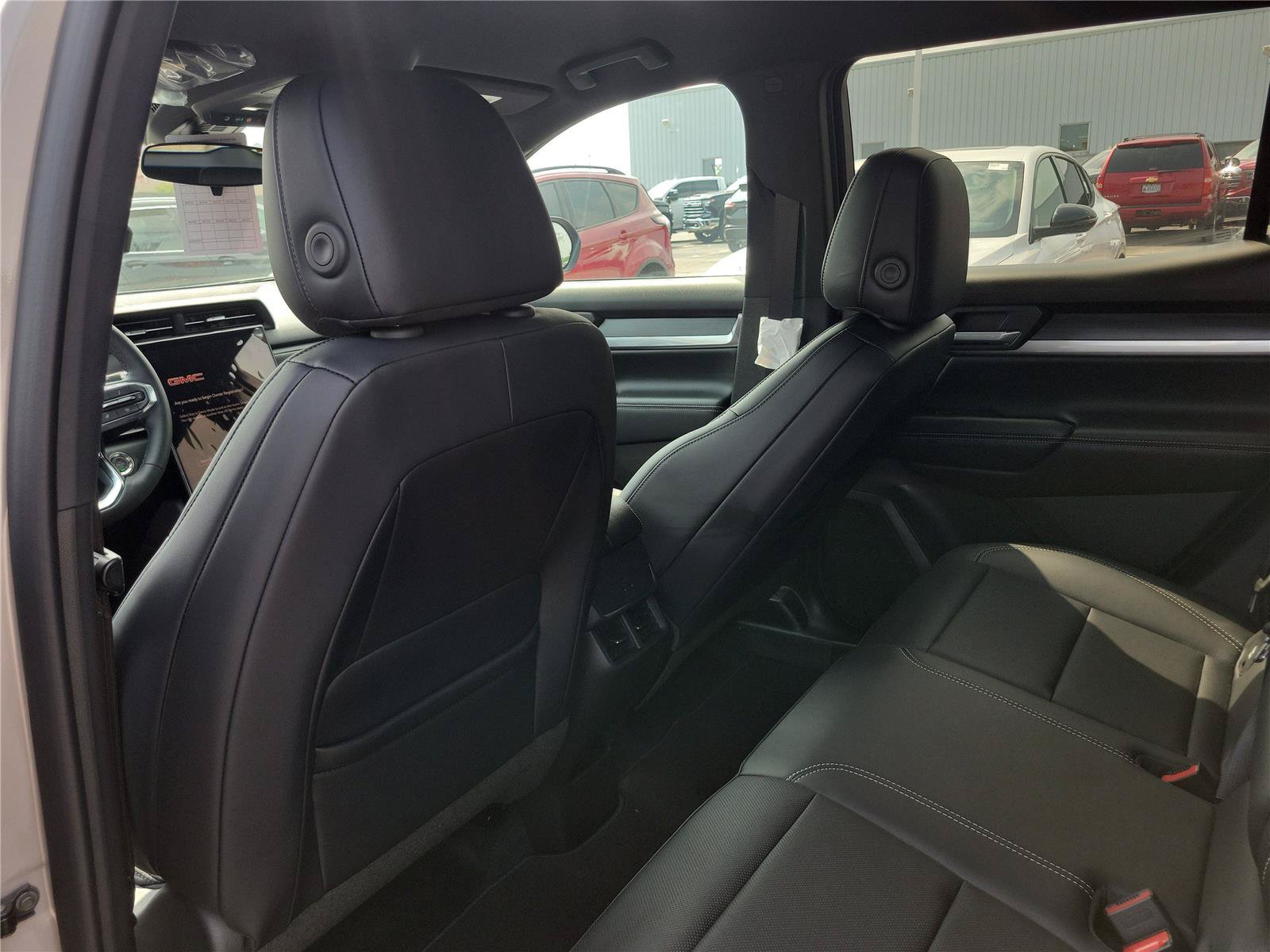 New 2027 GMC Terrain Elevation w/ Elevation Premium Package FWD image 43