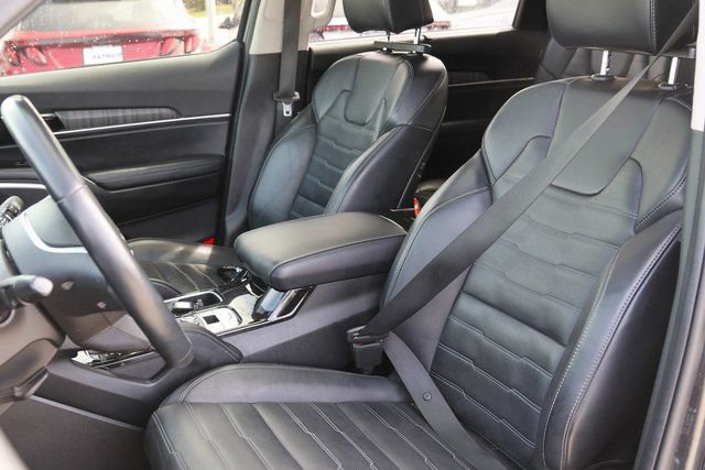 Used 2024 Kia Telluride SX Prestige image 12