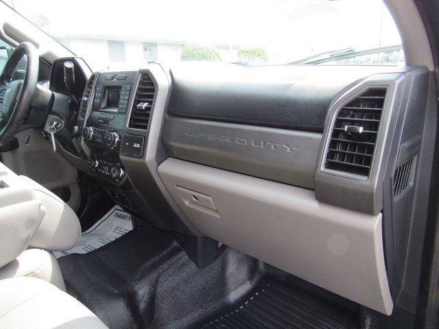 Used 2019 Ford F350 XL w/ Power Equipment Group AWD/4WD image 15
