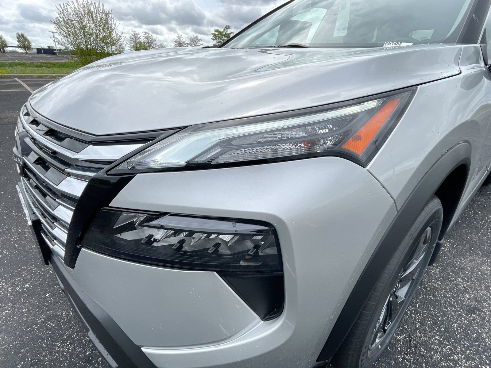 Used 2024 Nissan Rogue SV AWD/4WD image 30