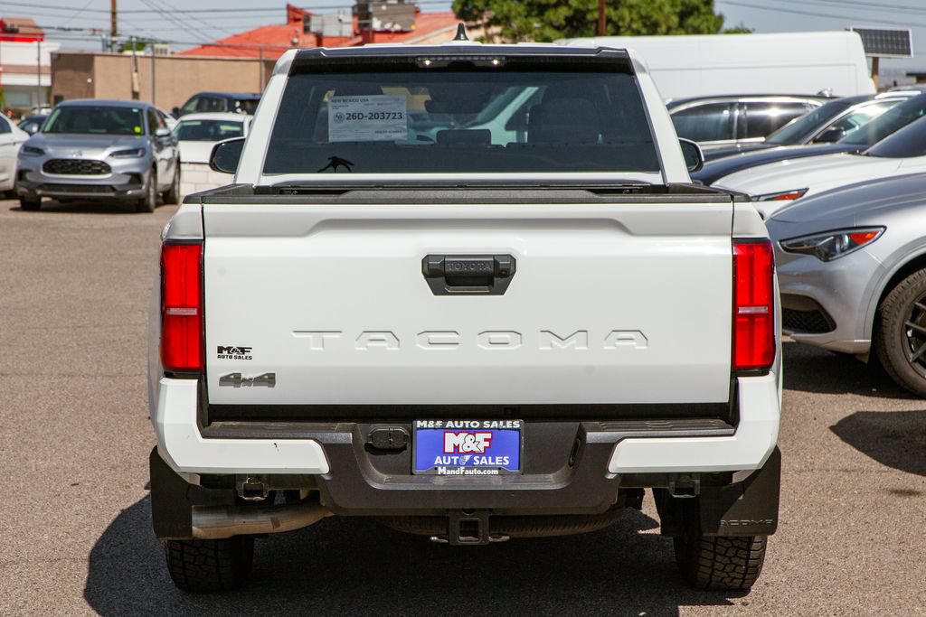 Used 2025 Toyota Tacoma SR5 AWD/4WD image 6