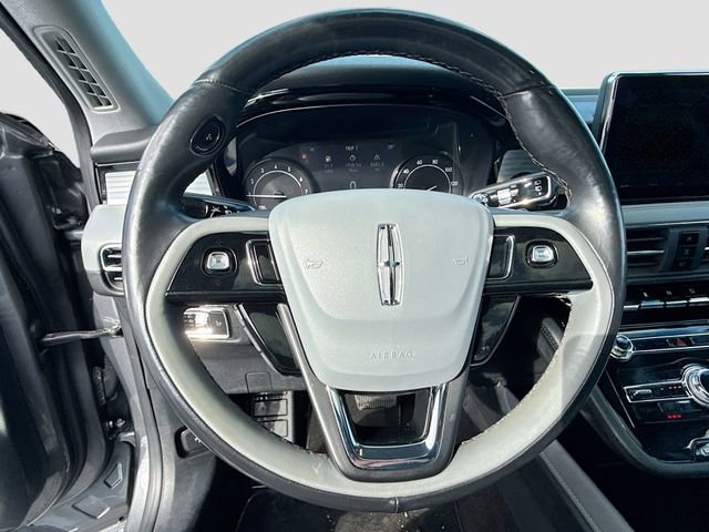 Used 2022 Lincoln Corsair AWD w/ Premium Package image 12
