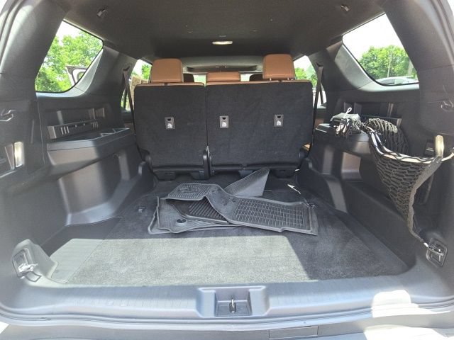 Used 2025 Toyota 4Runner Limited AWD/4WD image 41