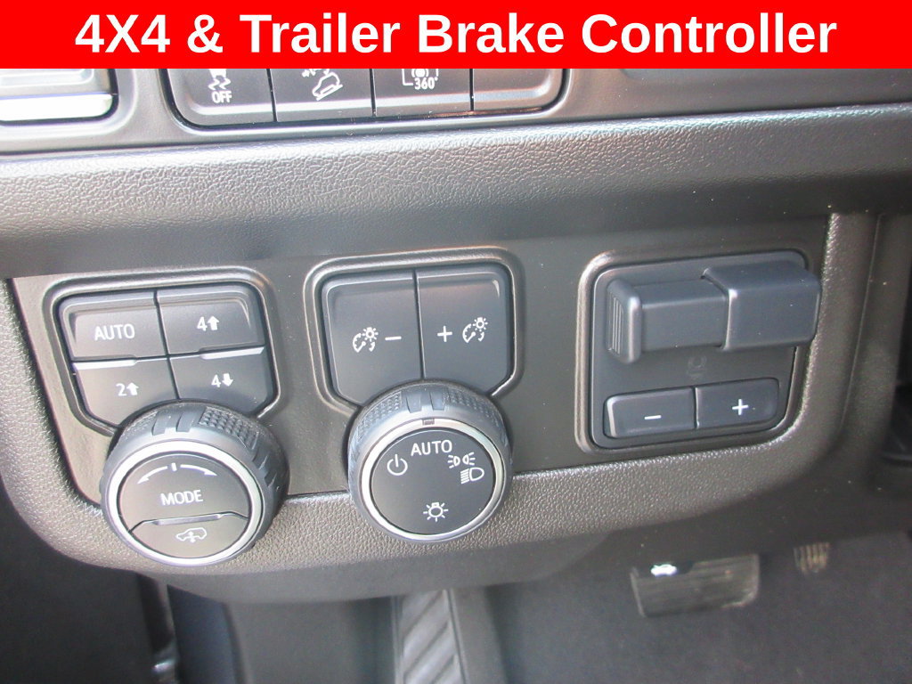 Used 2022 Chevrolet Tahoe Z71 w/ Z71 Off-Road Package AWD/4WD image 21