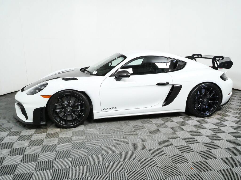 Certified 2025 Porsche 718 Cayman GT4 RS RWD image 2