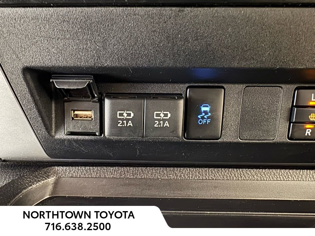 Used 2021 Toyota Tundra SR5 image 12