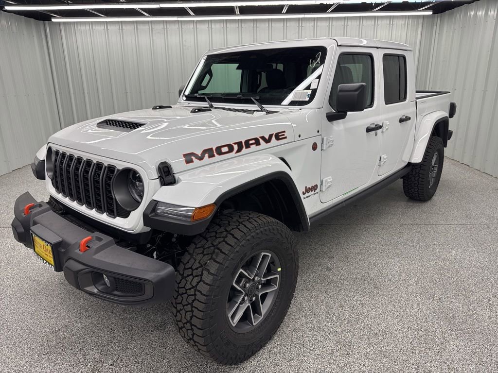 New 2026 Jeep Gladiator Mojave image 3