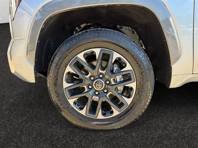 Used 2024 Toyota Tundra Limited image 15