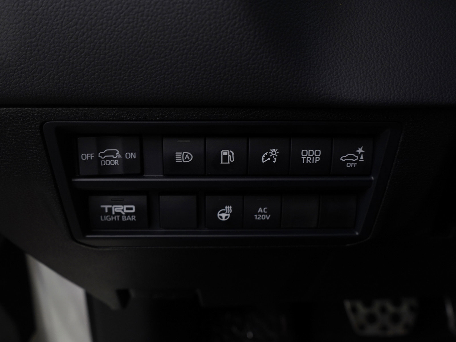 Used 2026 Toyota Sequoia TRD Pro AWD/4WD image 25