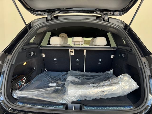 New 2026 Mercedes-Benz GLC 300 image 7
