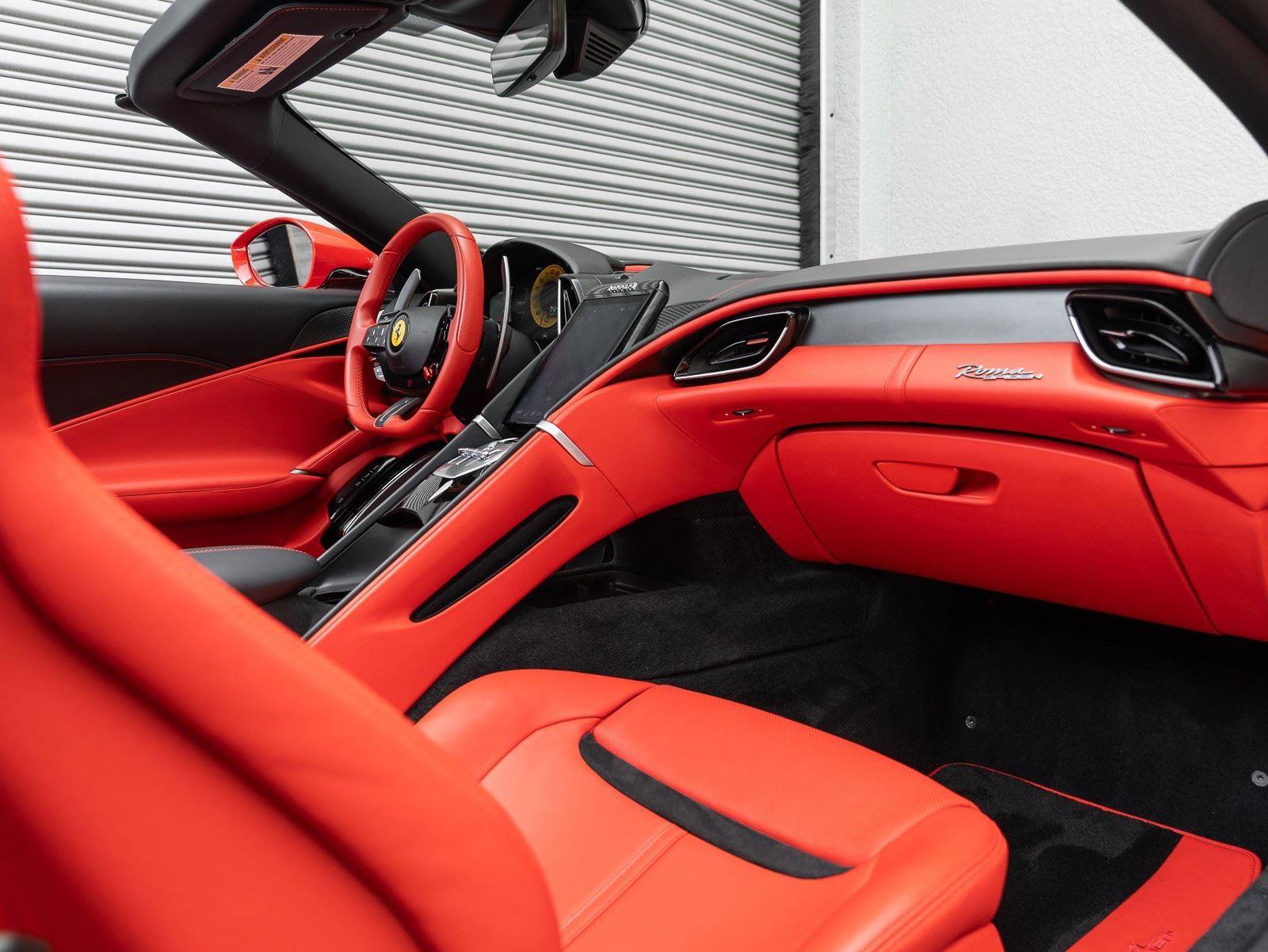 Used 2024 Ferrari Roma Spider RWD image 2