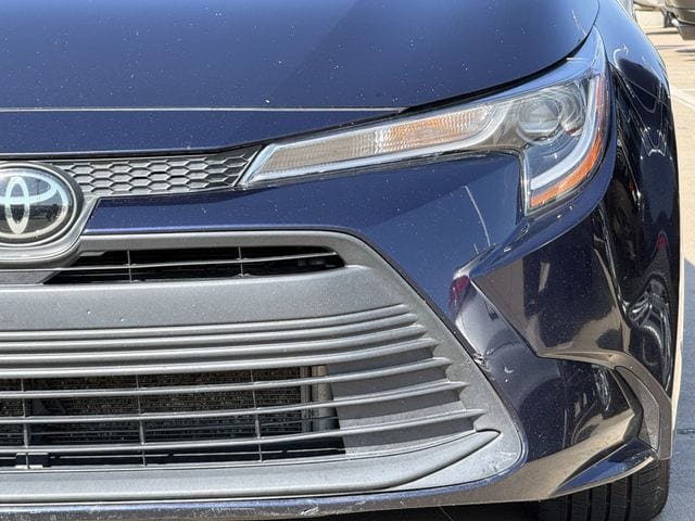 Used 2024 Toyota Corolla LE FWD image 9