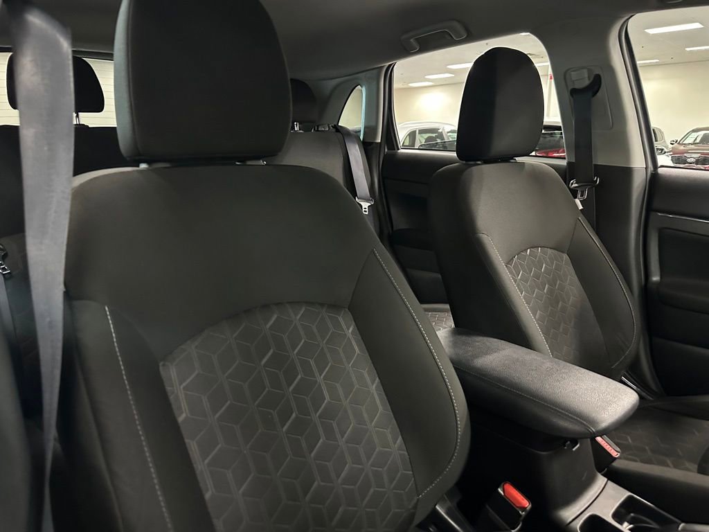 Used 2020 Mitsubishi Outlander Sport SE image 29