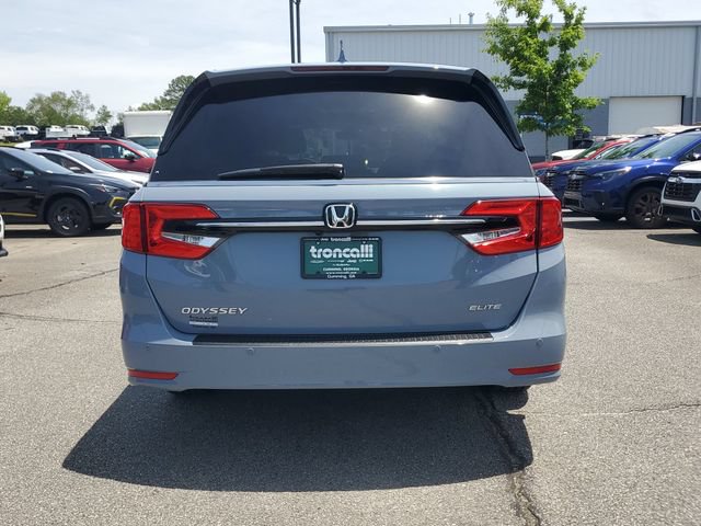 Used 2024 Honda Odyssey Elite image 5
