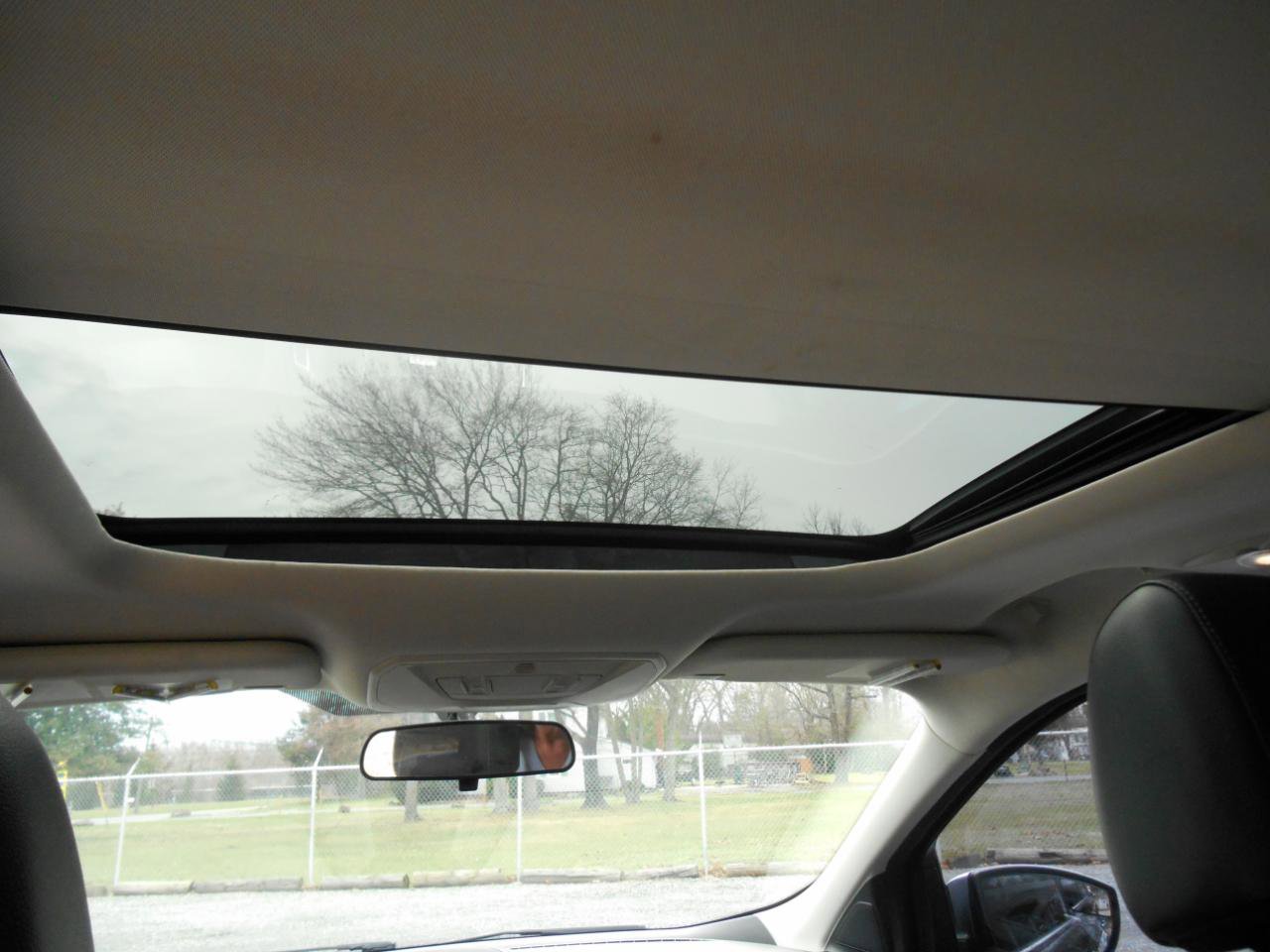 Used 2014 Ford Escape SE w/ SE Chrome Package image 9