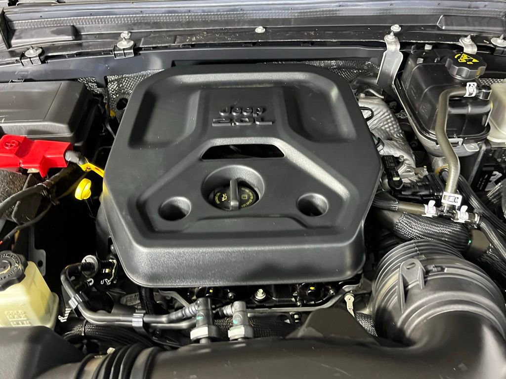 Used 2024 Jeep Wrangler Unlimited image 32