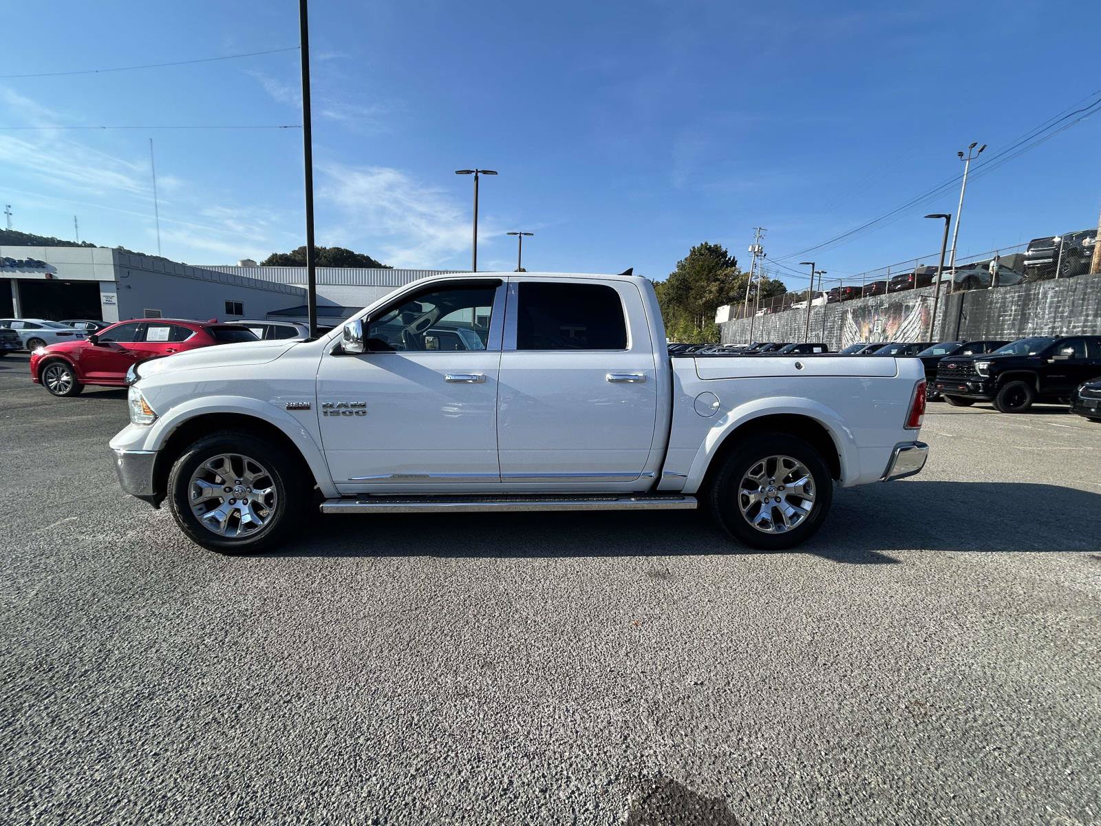 Used 2015 RAM 1500 Limited AWD/4WD image 4