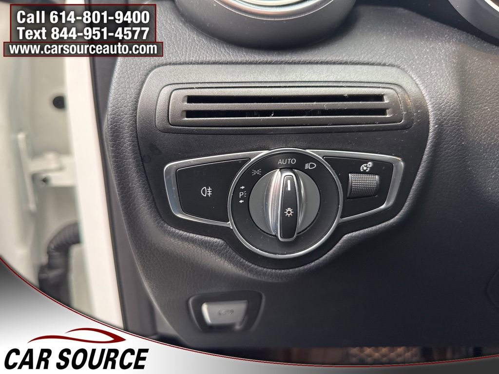 Used 2022 Mercedes-Benz GLC 300 4MATIC image 17