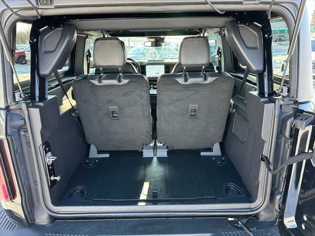 Used 2022 Ford Bronco Badlands image 15