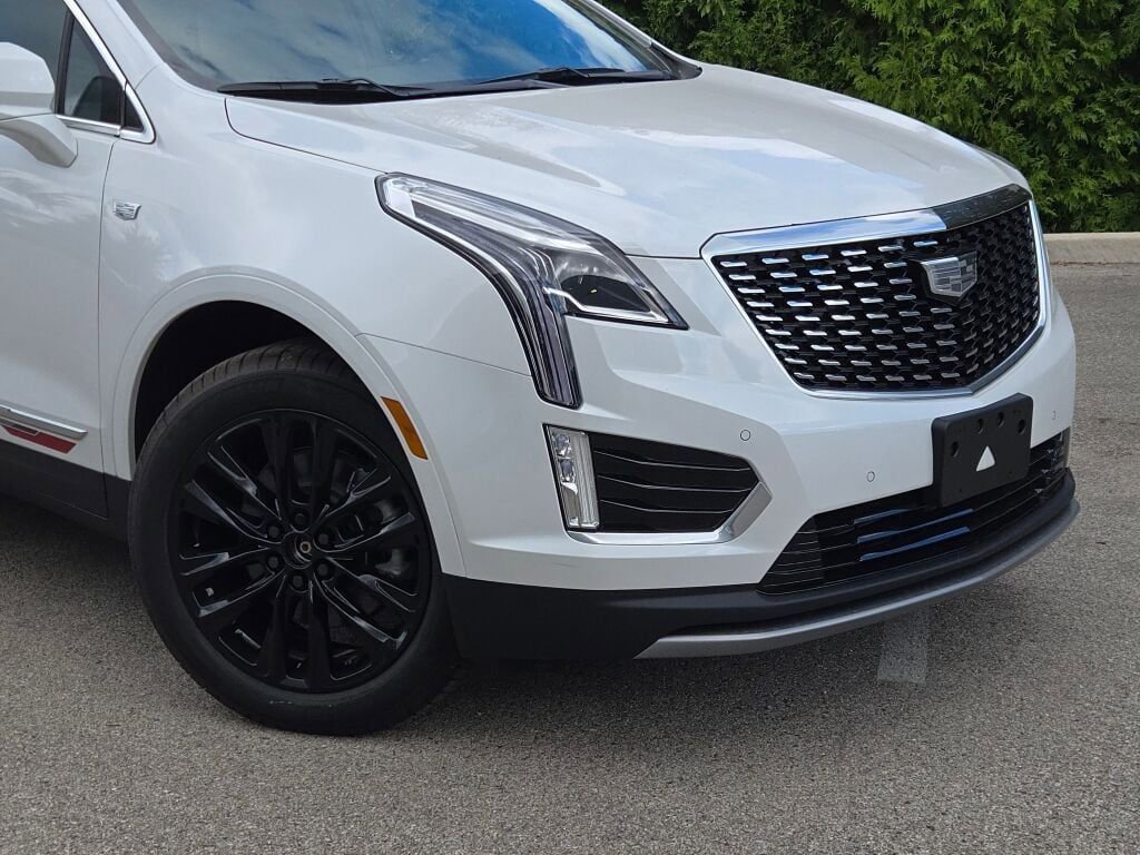 New 2025 Cadillac XT5 Premium Luxury w/ LPO, Red Accent Package image 2