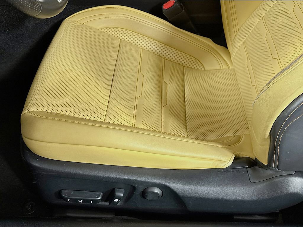 Used 2015 Lexus RC 350 w/ F Sport w/Summer Tires RWD image 22