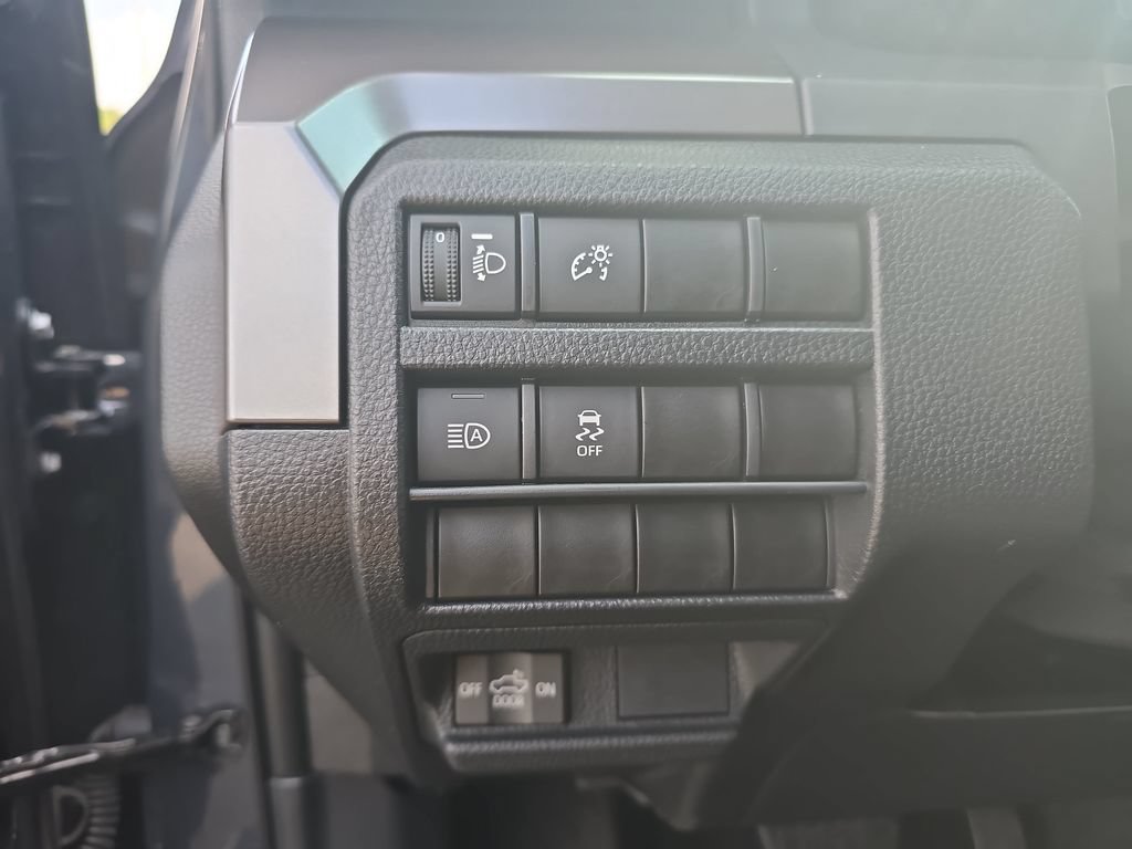 Used 2024 Toyota Tacoma TRD Off-Road AWD/4WD image 27