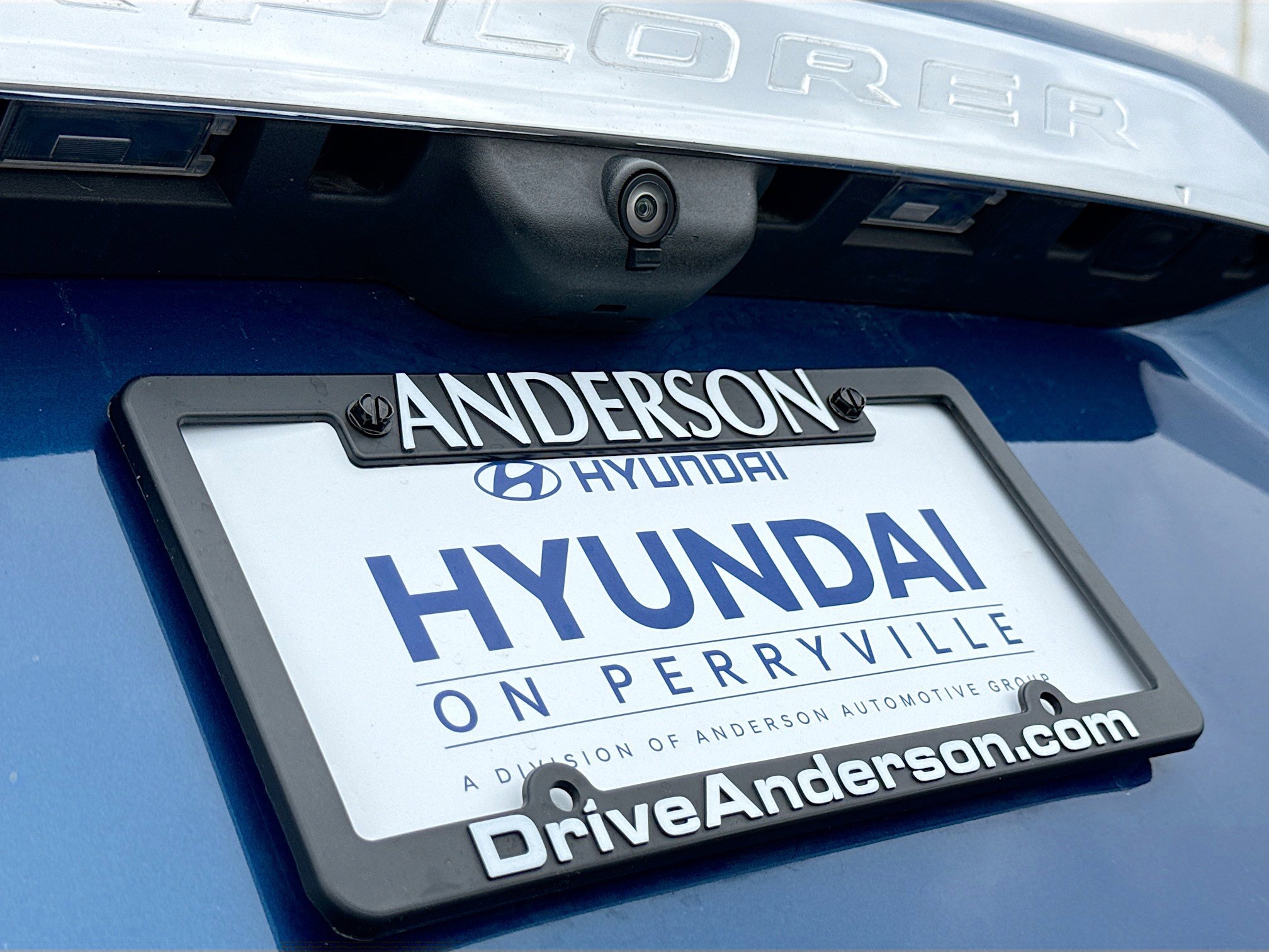 Used 2020 Ford Explorer XLT w/ Equipment Group 202A AWD/4WD image 15