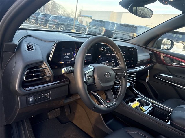 New 2026 Chevrolet Traverse Z71 w/ LPO, Floor Liner Package image 10